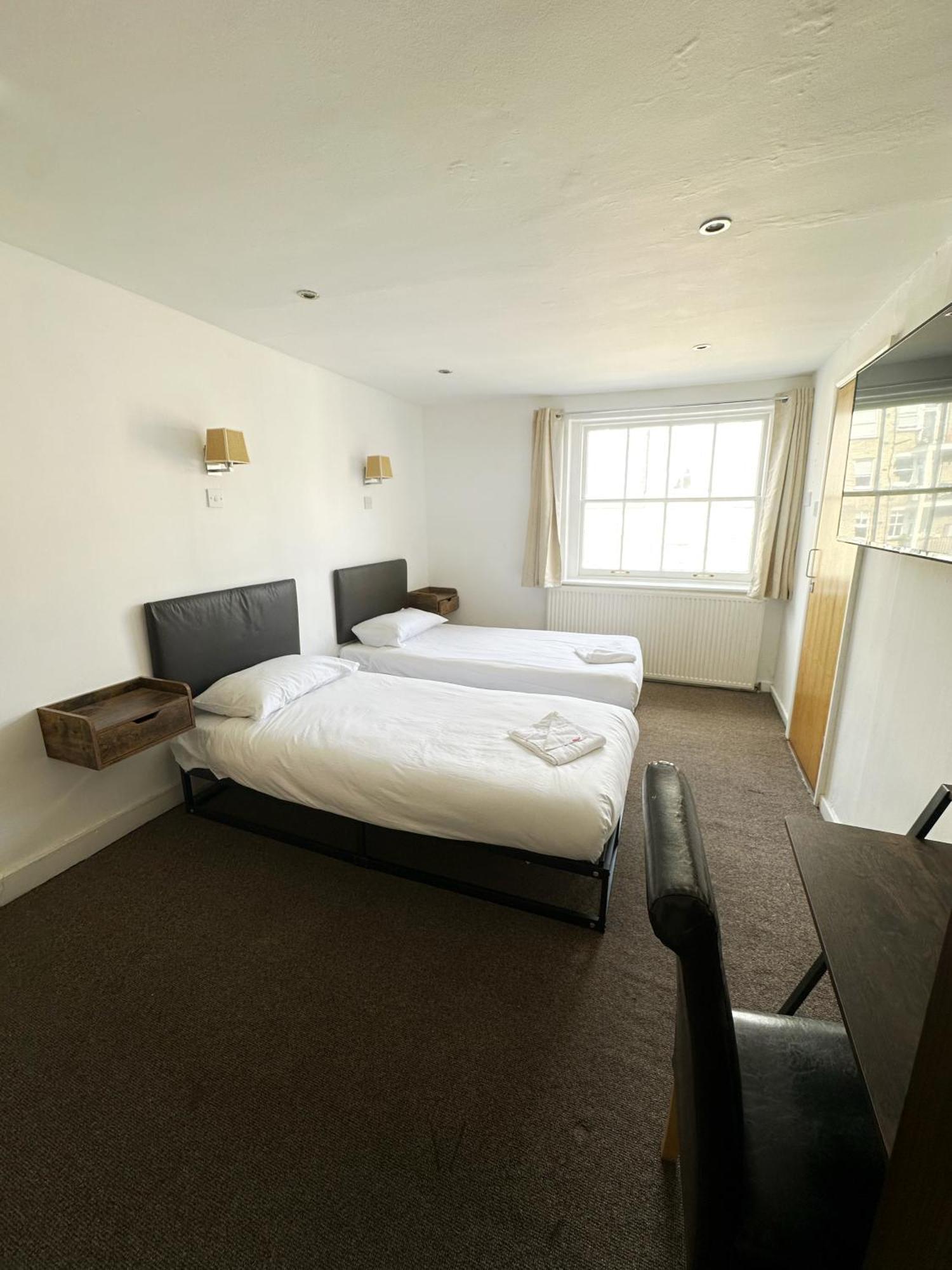 Somerset Baker Street Hotel London